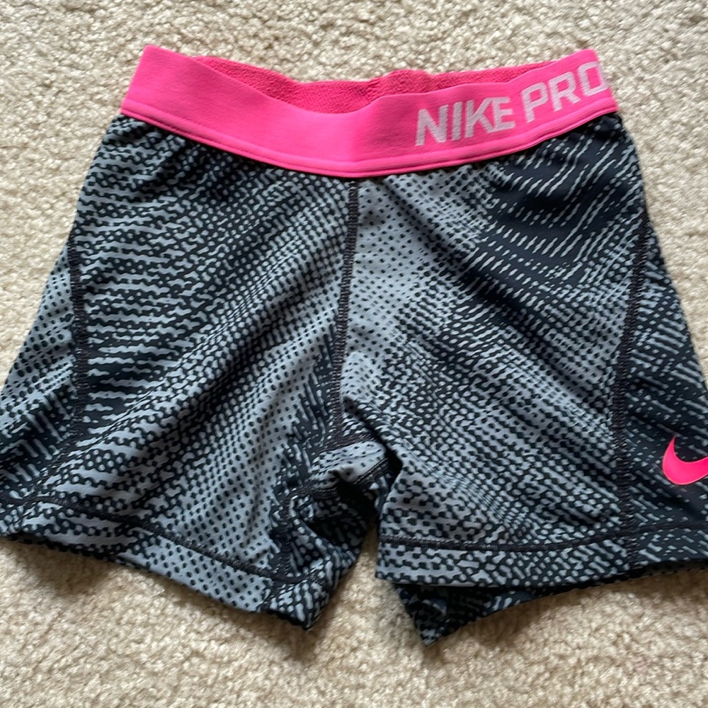 Nike pros, old version, pink and black patterned